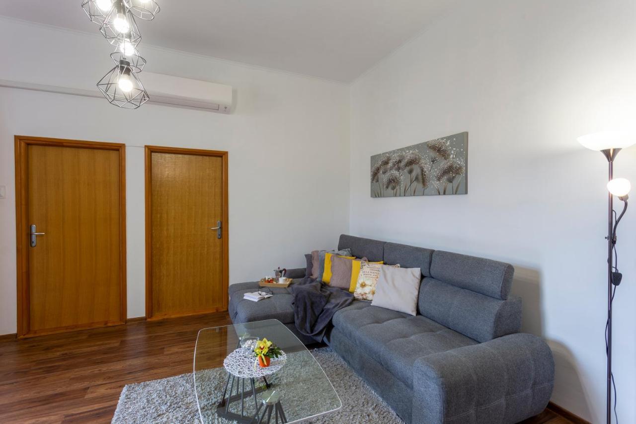 Apartman Lema Pula Exterior photo
