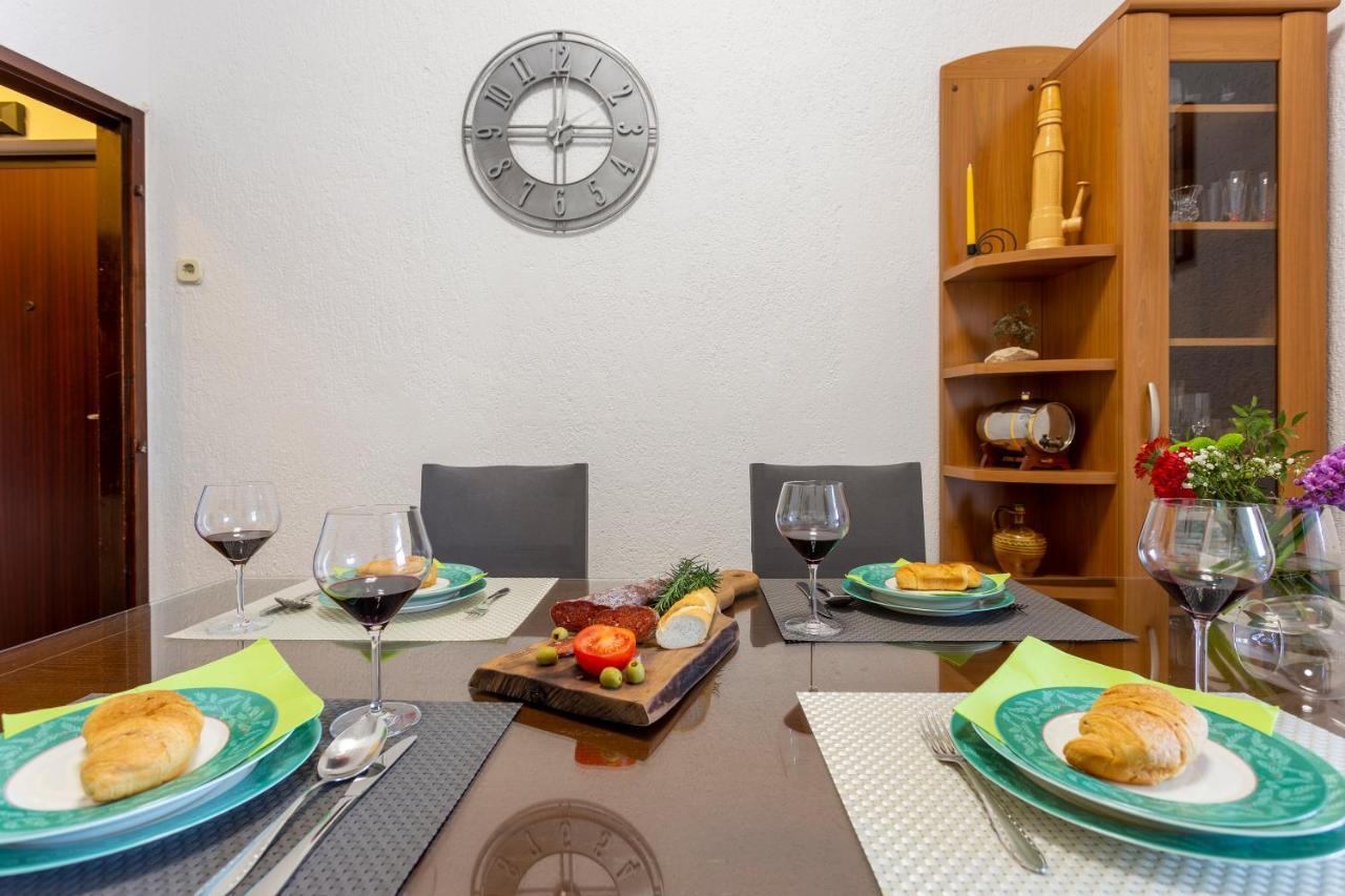 Apartman Lema Pula Exterior photo